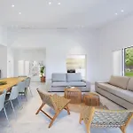 Bonjour Villa